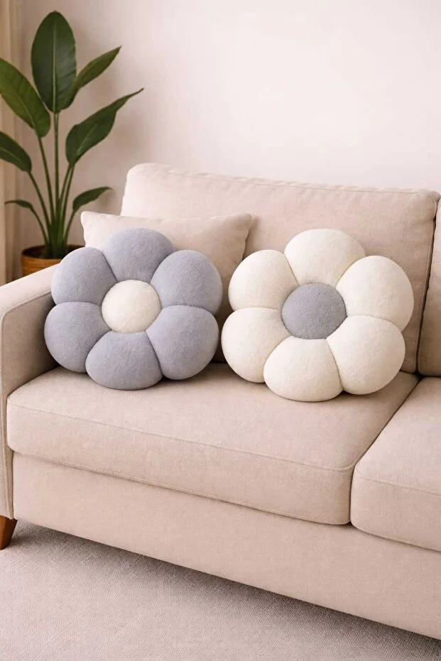 CHIZGY Soft Plush 2-Piece Daisy Decorative Pillow, Antiallergic, Imported Fabric, Spring Elegance Throw Pillow Cushion Gray