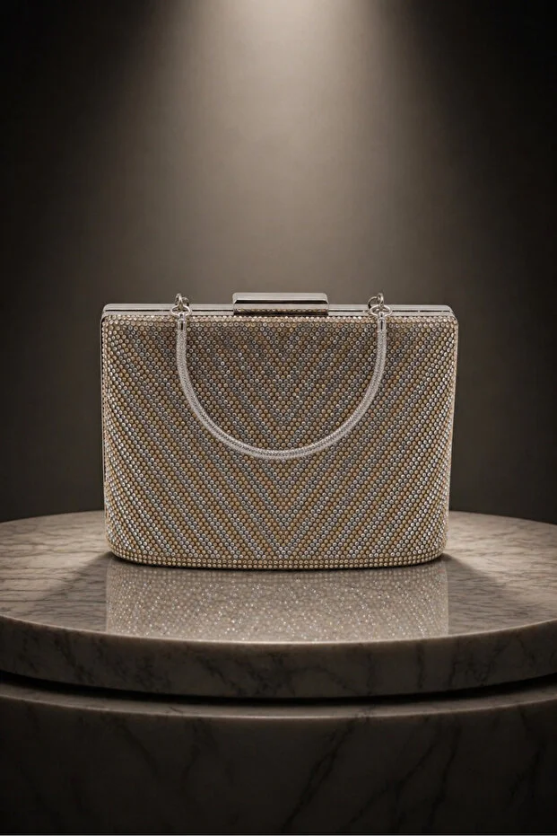 Stoned Gold Women's Evening Dress Handbag with Stone Detail and Chain Strap, Stylish Evening Event Clutch Model, Elegant